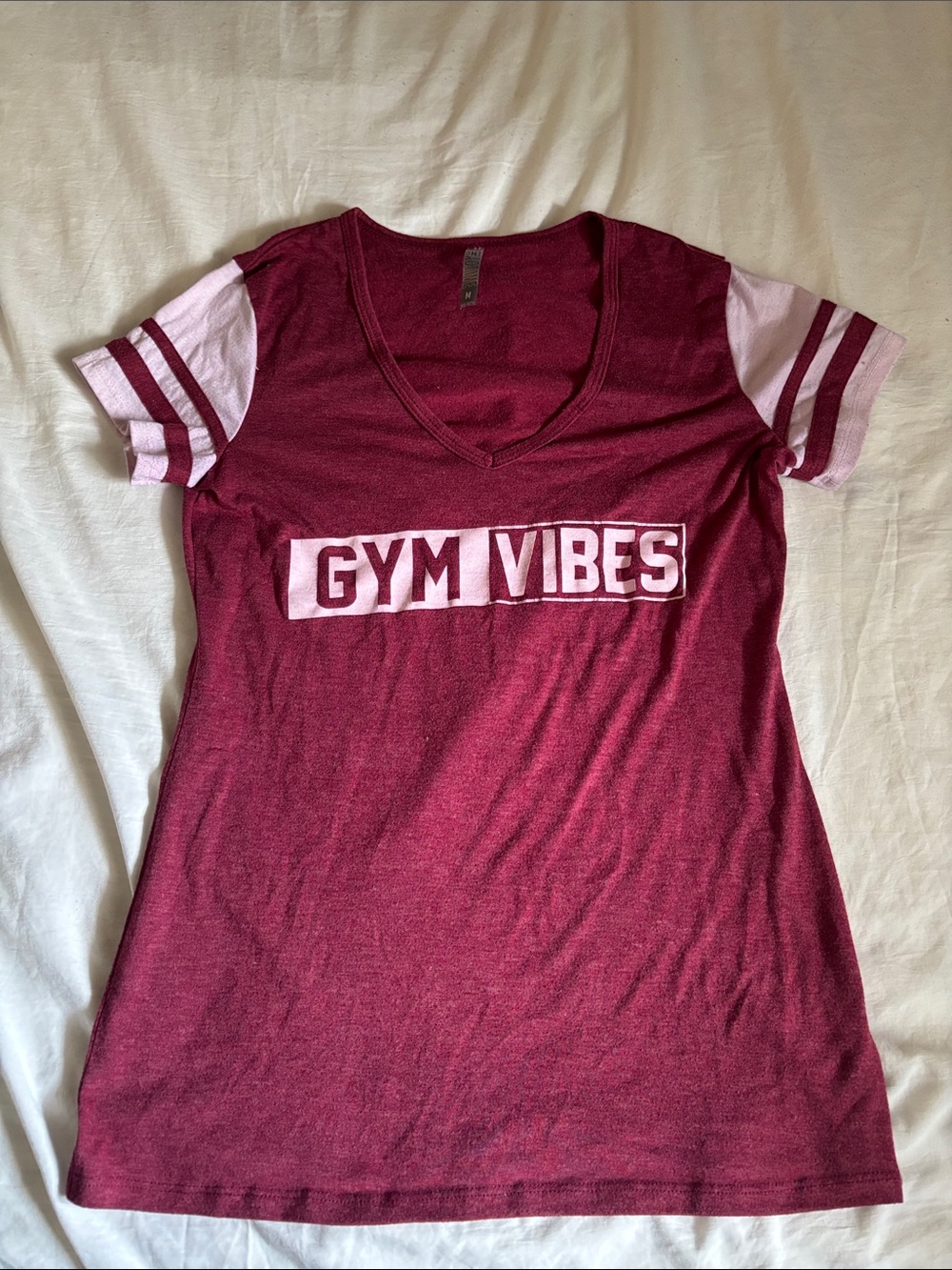 Gym Vibes Women's Short Sleeve V-Neck Tee - Burgundy/Pink